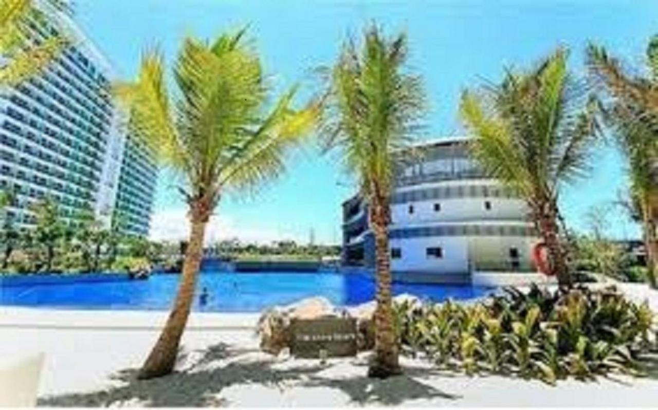 Azure Urban Resort A4 Near Airport Mall With Wavepool Paranaque City Buitenkant foto